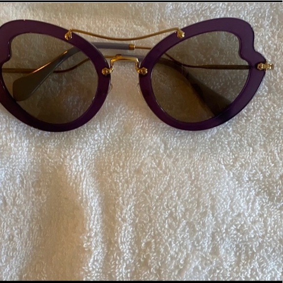 💜 Miu Miu MU11RS Cat's Eye Sunglasses💜 - Picture 5 of 9